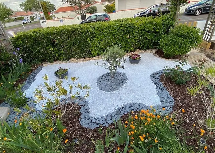 Maison Avec Piscine 3 Etoiles Proche De La