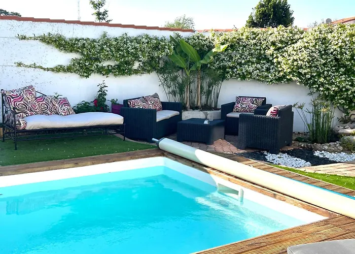 Maison Avec Piscine 3 Etoiles Proche De La Дом отдыха *