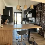Maison Avec Piscine 3 Etoiles Proche De La 度假居 *