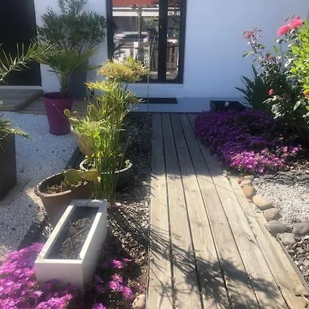 Holiday home Maison Avec Piscine 3 Etoiles Proche De La