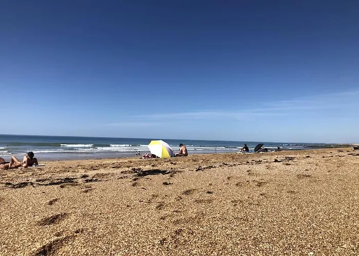 펜션 Maison Avec Piscine 3 Etoiles Proche De La