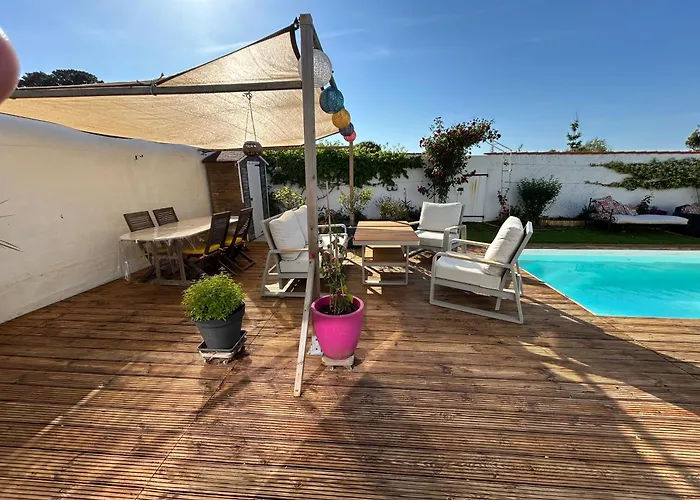Maison Avec Piscine 3 Etoiles Proche De La 펜션 Les Sables-dʼOlonne